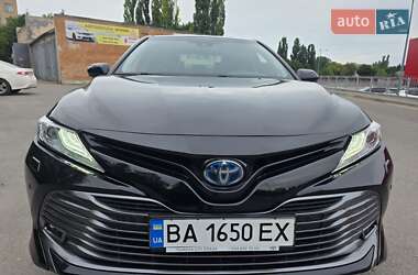 Седан Toyota Camry 2019 в Кропивницькому