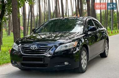 Седан Toyota Camry 2009 в Києві