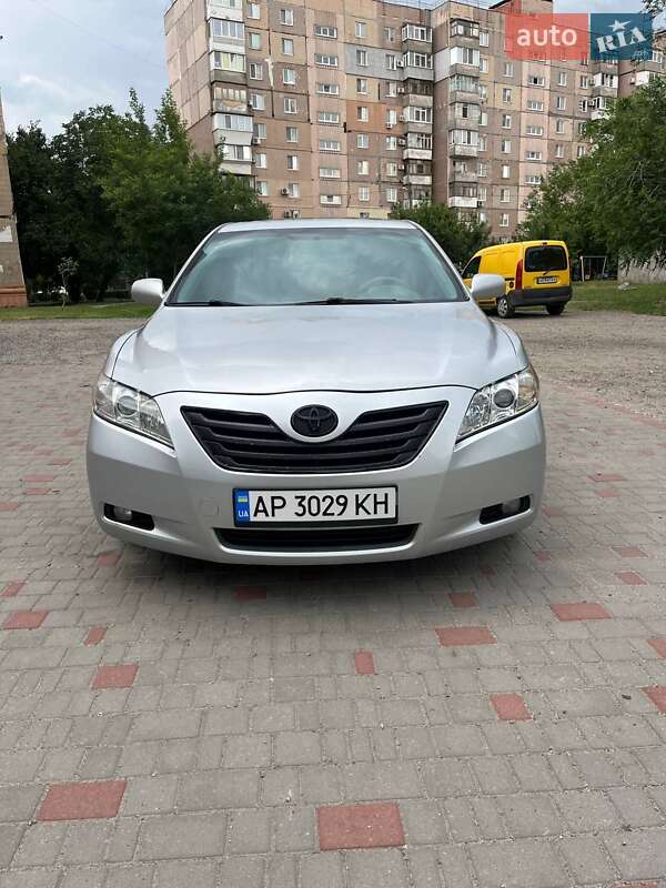 Седан Toyota Camry 2006 в Запоріжжі