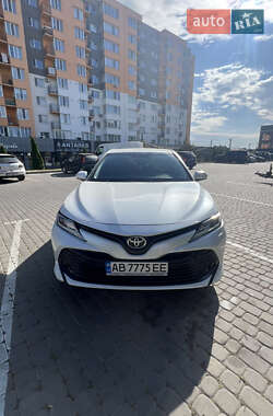Седан Toyota Camry 2017 в Вінниці