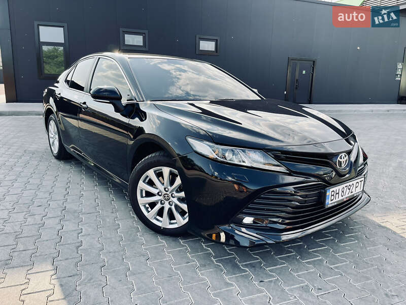 Toyota Camry 2020