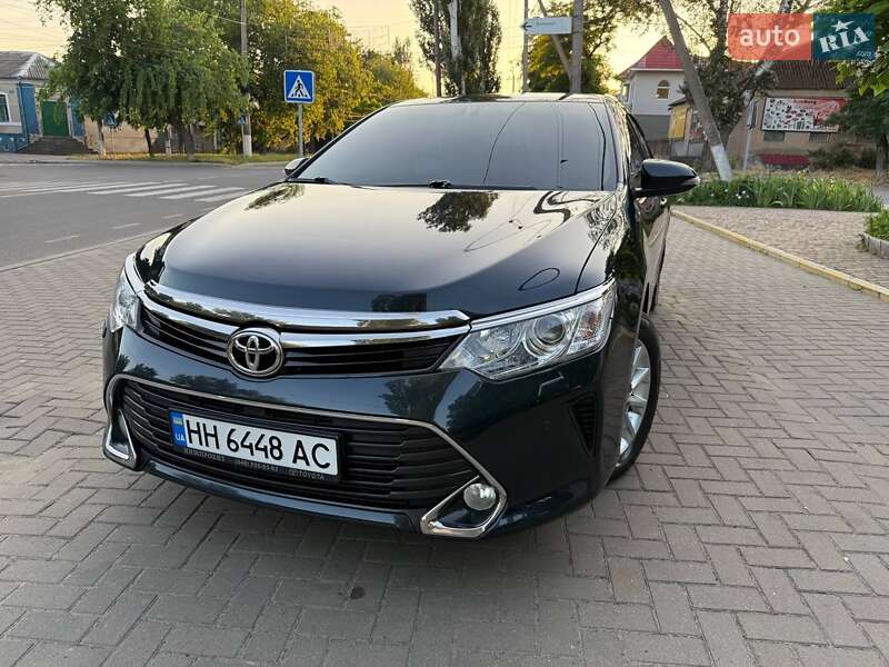 Toyota Camry 2015