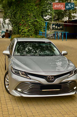Седан Toyota Camry 2019 в Луцьку