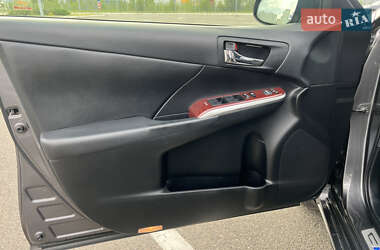 Седан Toyota Camry 2014 в 