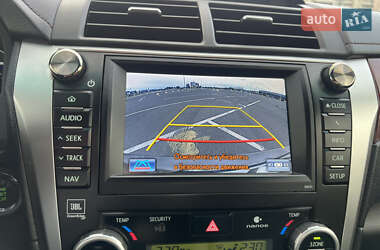 Седан Toyota Camry 2014 в 