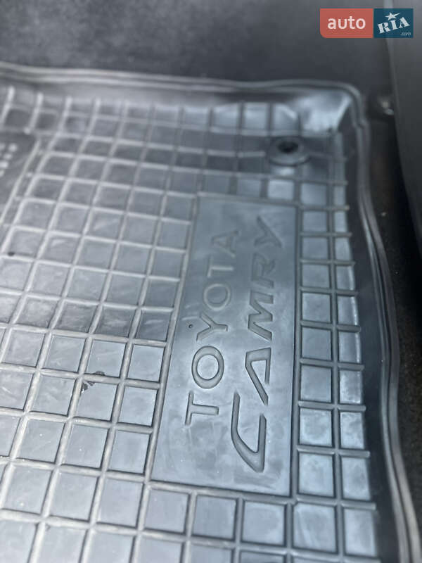 Седан Toyota Camry 2015 в Одесі