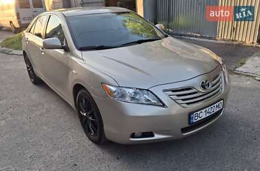 Седан Toyota Camry 2008 в Львове