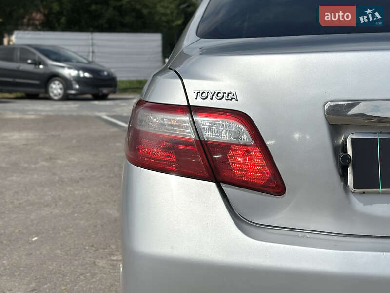 Седан Toyota Camry 2006 в Шептицькому