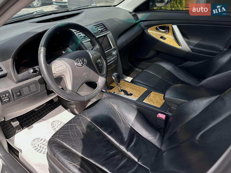 Седан Toyota Camry 2006 в Шептицькому