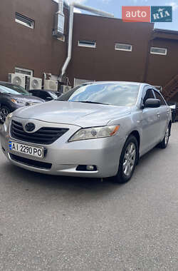 Седан Toyota Camry 2006 в Києві