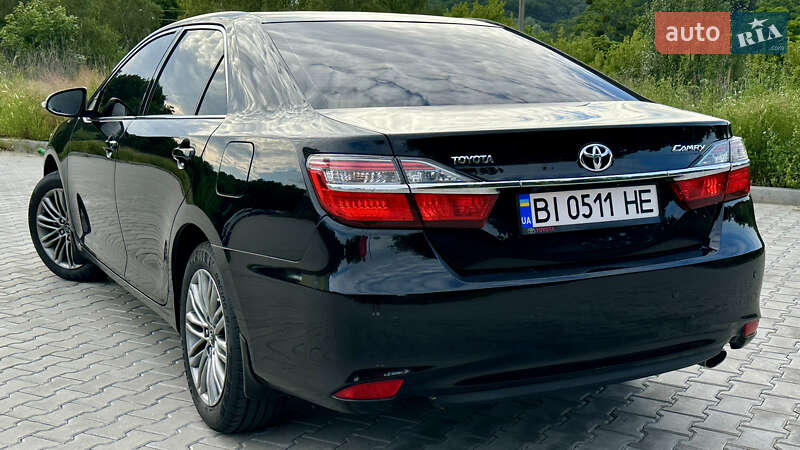 Седан Toyota Camry 2014 в Полтаве