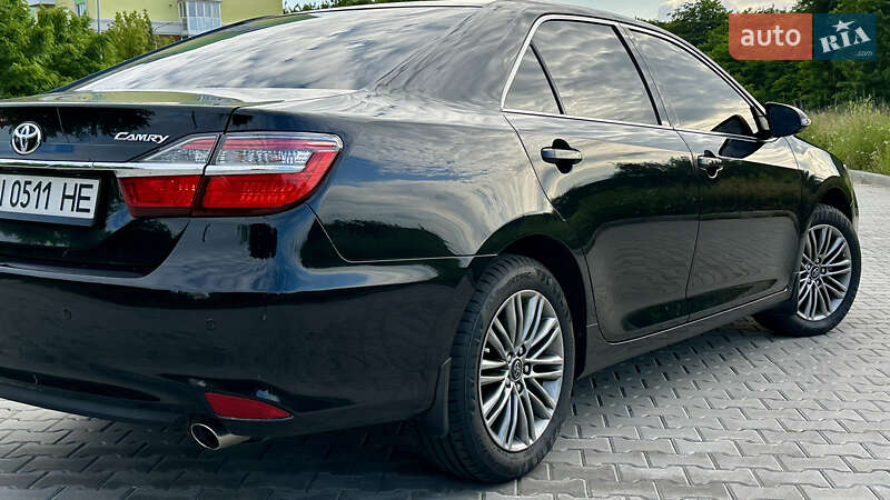 Седан Toyota Camry 2014 в Полтаве