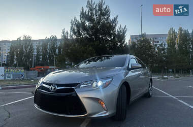 Седан Toyota Camry 2016 в Николаеве