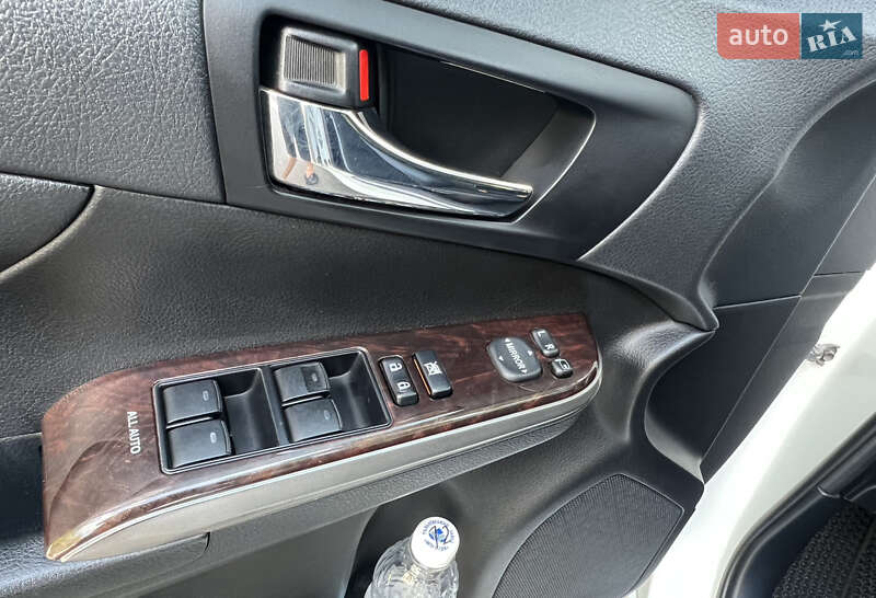 Седан Toyota Camry 2016 в Одесі