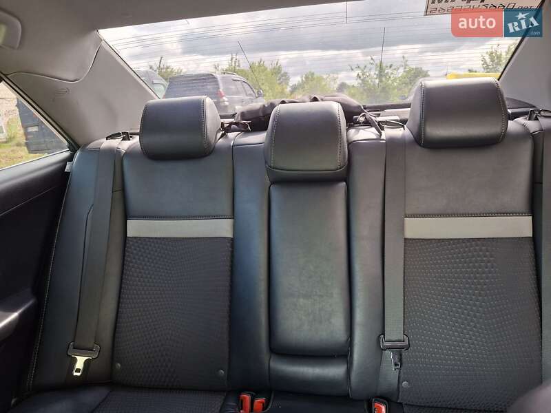 Седан Toyota Camry 2014 в Первомайську