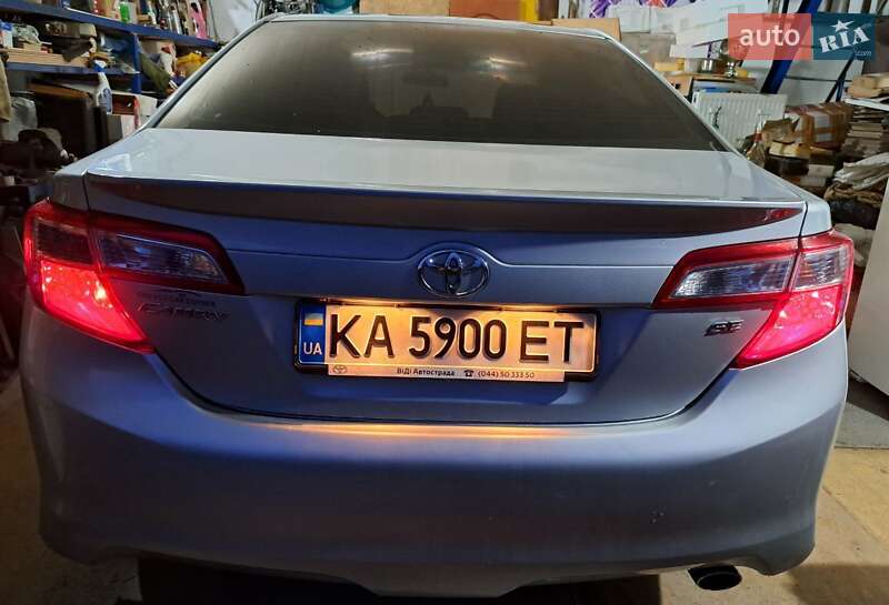 Седан Toyota Camry 2014 в Первомайську