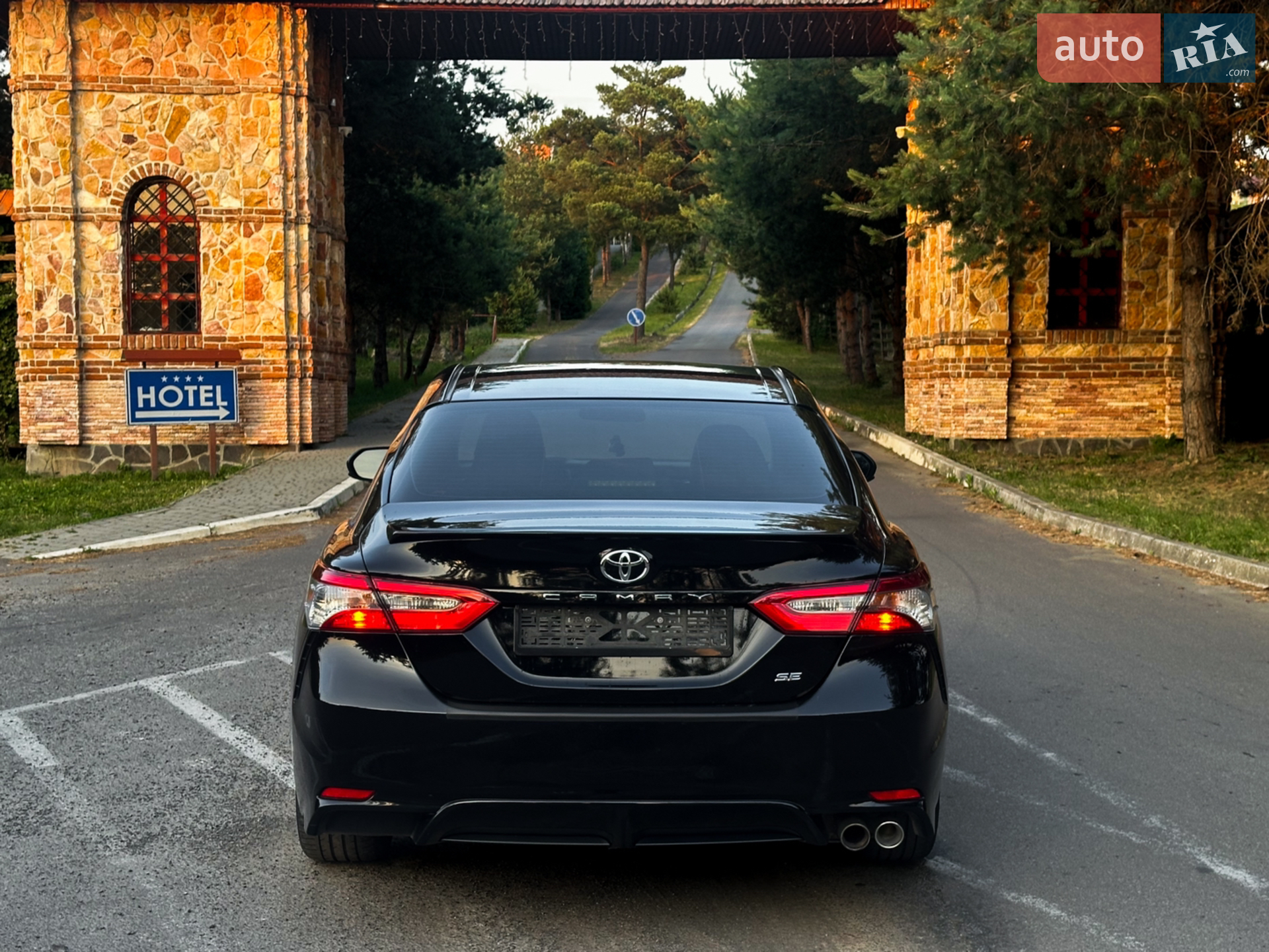 2018 Toyota Camry - мініатюра 4
