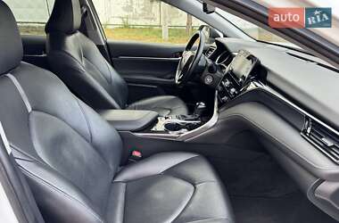 Седан Toyota Camry 2021 в Измаиле