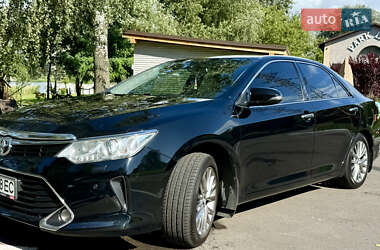 Седан Toyota Camry 2017 в Києві
