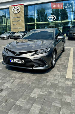 Седан Toyota Camry 2022 в Днепре