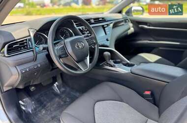 Седан Toyota Camry 2019 в 