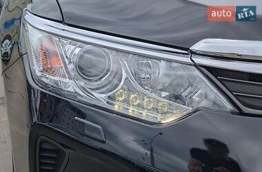 Седан Toyota Camry 2017 в 