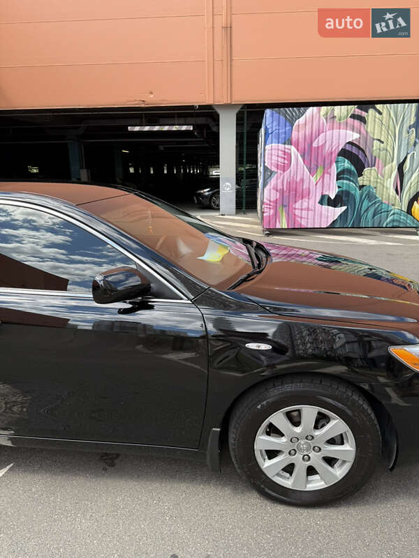 Седан Toyota Camry 2008 в Києві