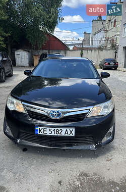 Седан Toyota Camry 2014 в Днепре