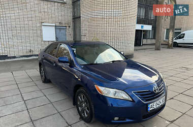 Седан Toyota Camry 2006 в Кривом Роге