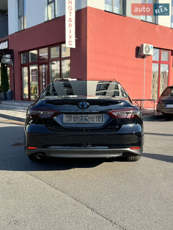 Седан Toyota Camry 2019 в Києві