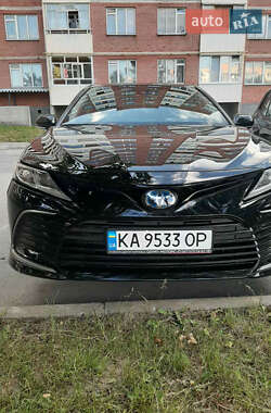 Седан Toyota Camry 2021 в Звягеле