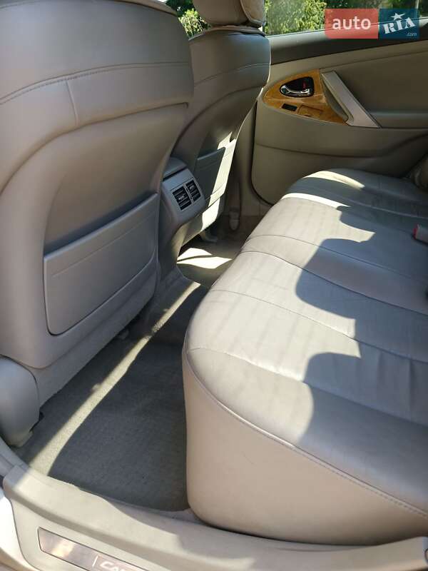 Седан Toyota Camry 2007 в Броварах