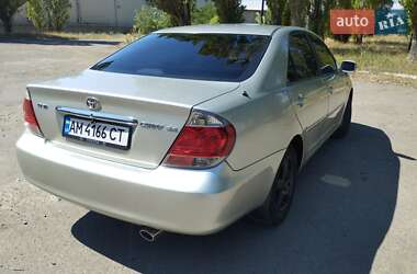 Седан Toyota Camry 2005 в Білгороді-Дністровському