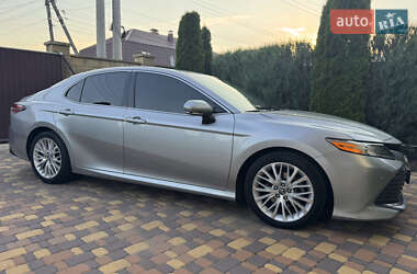 Седан Toyota Camry 2018 в 