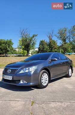 Седан Toyota Camry 2011 в Кропивницком