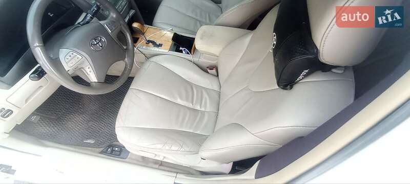 Седан Toyota Camry 2006 в Києві