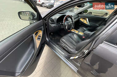 Седан Toyota Camry 2007 в 