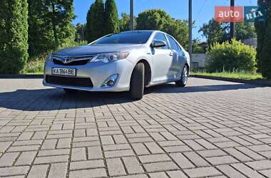 Седан Toyota Camry 2012 в Прилуках