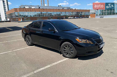 Седан Toyota Camry 2008 в Киеве