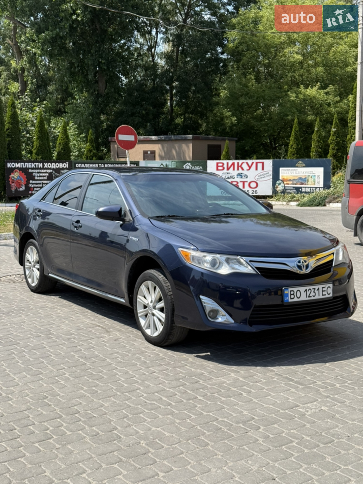 2014 Toyota Camry - мініатюра 2