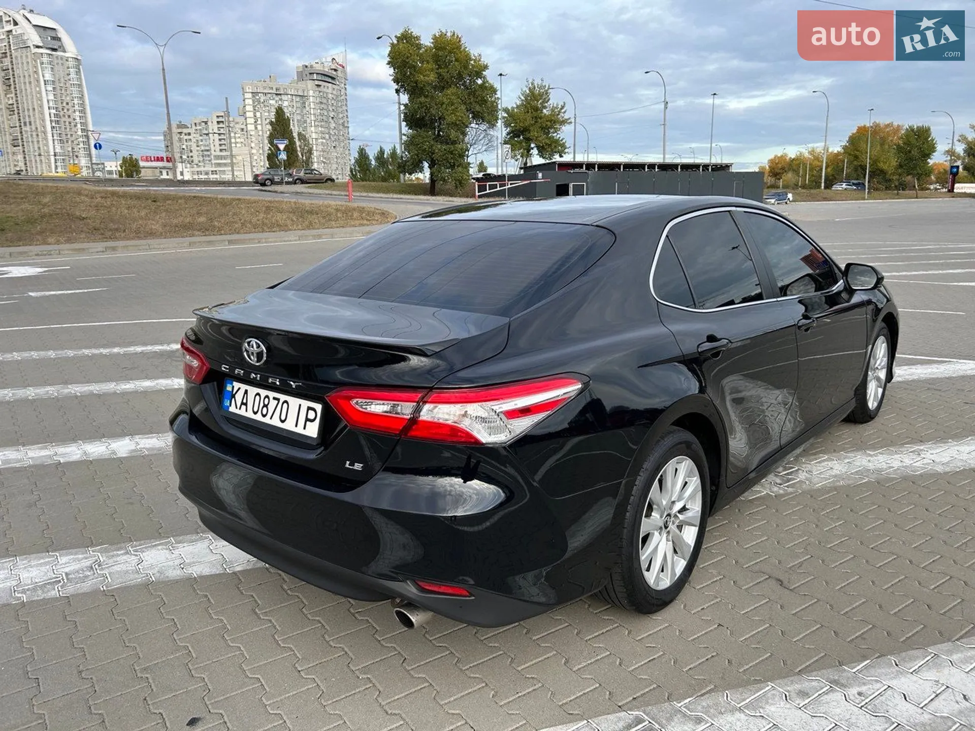2017 Toyota Camry - мініатюра 11