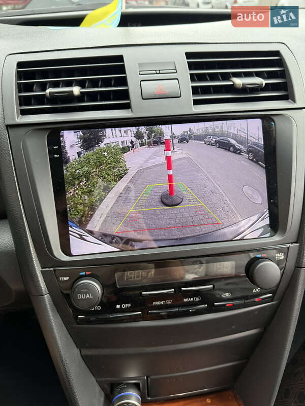 Седан Toyota Camry 2008 в Києві