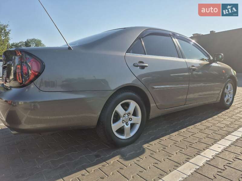 Toyota Camry 2001