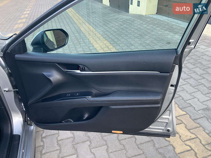 Седан Toyota Camry 2020 в Ізмаїлі