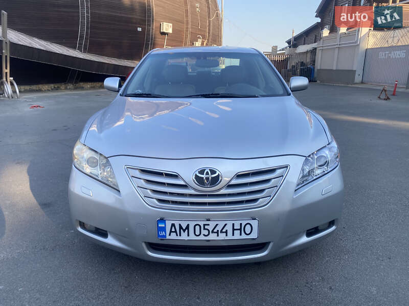 Toyota Camry 2008