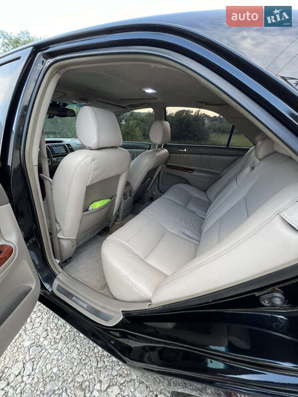 Седан Toyota Camry 2003 в Тернополі