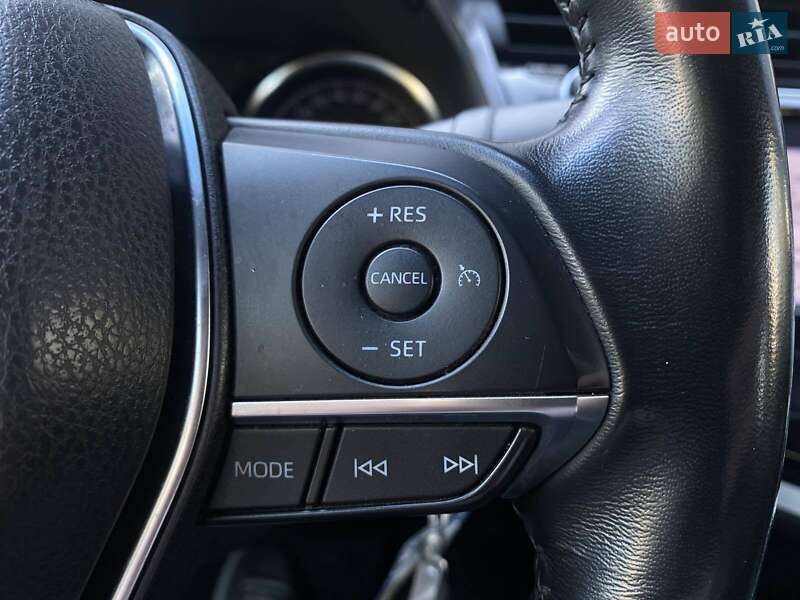 Седан Toyota Camry 2018 в Одесі