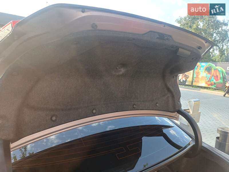 Седан Toyota Camry 2015 в Харкові