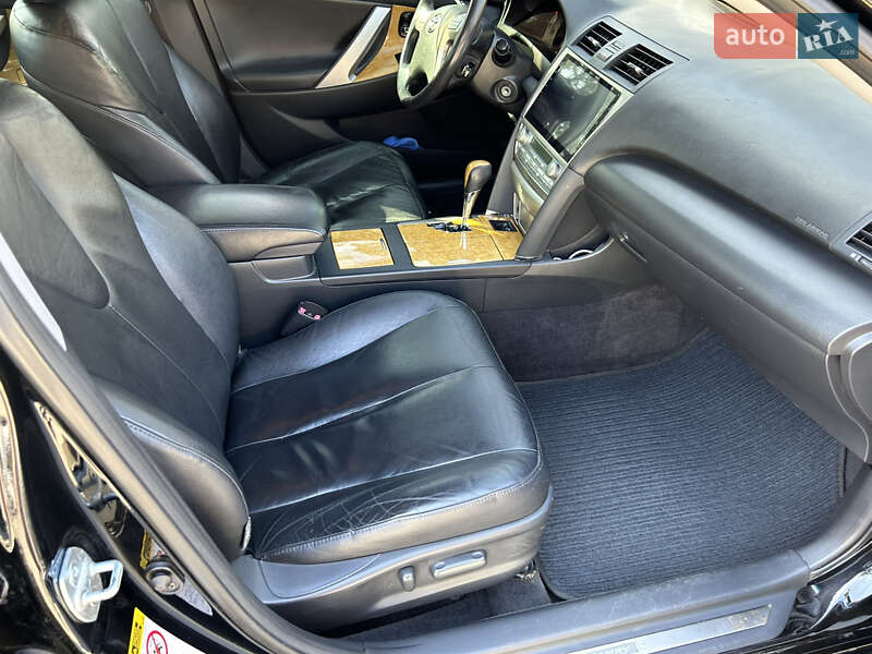 Седан Toyota Camry 2007 в Киеве