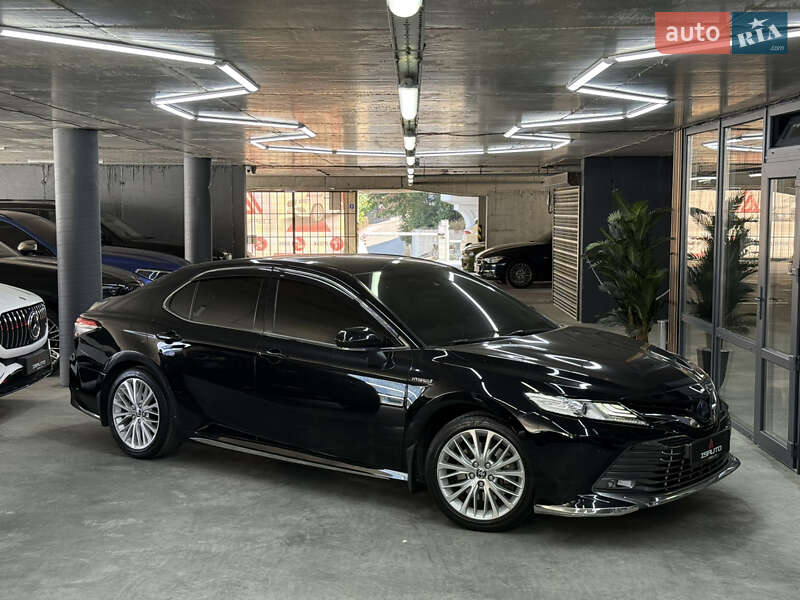 Toyota Camry 2020